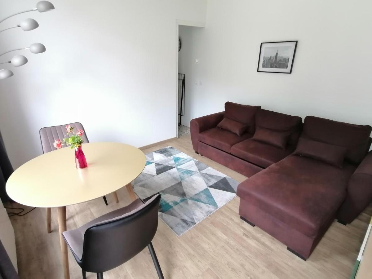 Villa Des Roses - Appart T2, 32M2, Rdc, Vue Sur Jardin, "Le Chic" ル・アーヴル エクステリア 写真