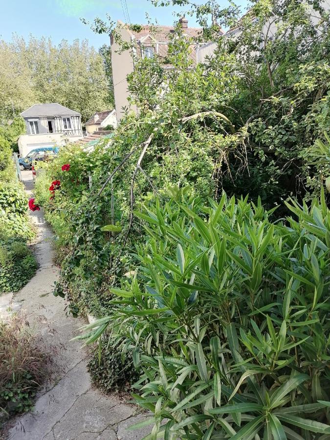 Villa Des Roses - Appart T2, 32M2, Rdc, Vue Sur Jardin, "Le Chic" ル・アーヴル エクステリア 写真