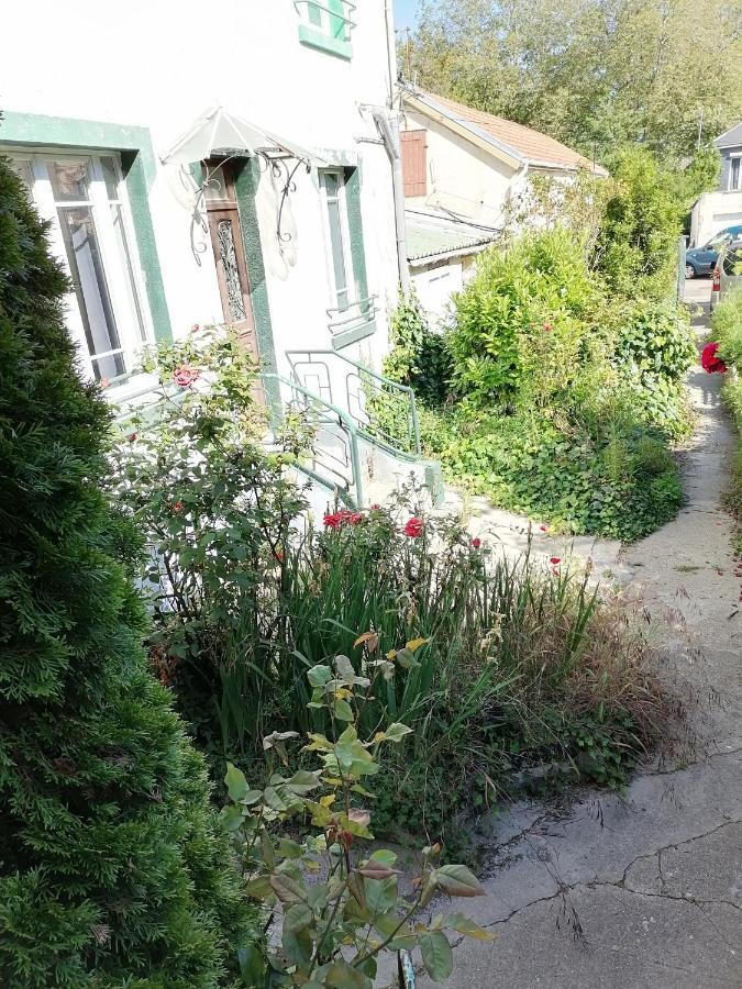 Villa Des Roses - Appart T2, 32M2, Rdc, Vue Sur Jardin, "Le Chic" ル・アーヴル エクステリア 写真